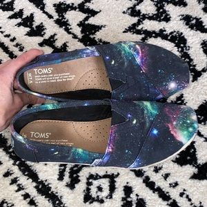 TOMS